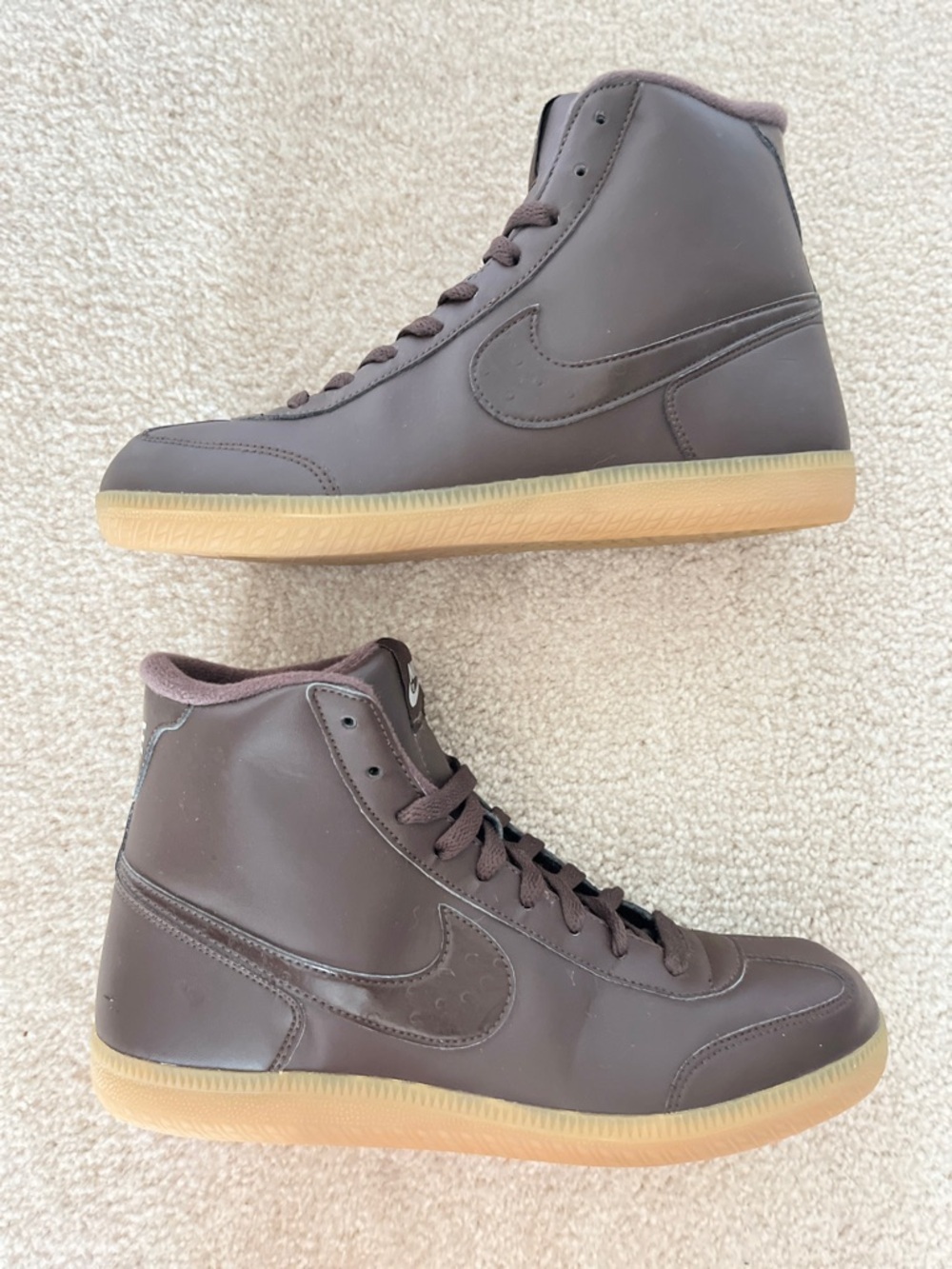Vintage ‘06 Nike High-Top Dark Chocolate Brown/Gum Rubber Sole Shoes Men’s 7